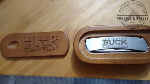 BUCK 525 Limited Edition Commemorative 100 Years 1902-2002 Knife with Original Wood Case Condition:[Used – like new] Collectible Knives cutlery