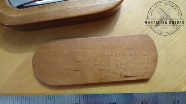 BUCK 525 Limited Edition Commemorative 100 Years 1902-2002 Knife with Original Wood Case Condition:[Used – like new] Collectible Knives cutlery