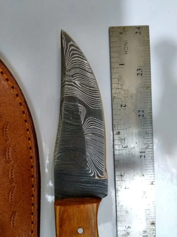 Handmade Damascus Pattern 8″ Fixed-Blade Clip-Point knife with false edge, and leather Belt Sheath[New/Unused]. Custom/Handmade