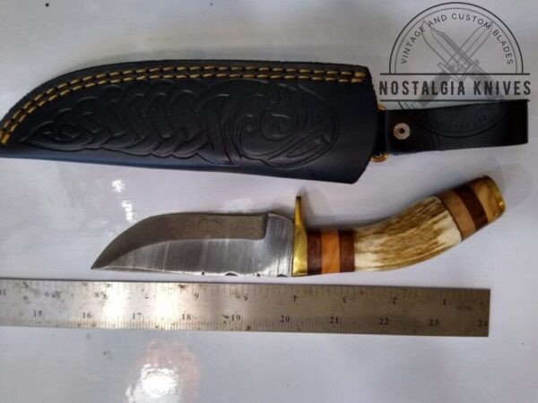 Handmade Damascus 8″ Fixed-Blade Stag Straight-Back knife, Antler Handle and Leather Belt Sheath [Unused – Pristine Mint. Cond.] Collectible Knives cutlery