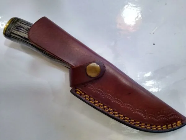Handmade Damascus Pattern Fixed-Blade Straight-Back knife, with Belt Sheath. Collectible Knives cutlery