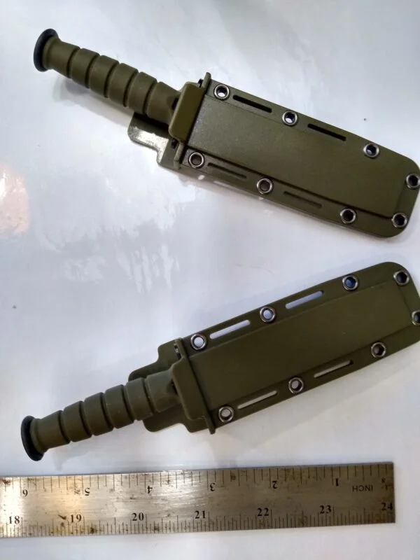 Two small tactical style boot knives with sheaths, 1 tanto and 1 dagger [Used – Excellent Cond.] Fixed-Blade cutlery