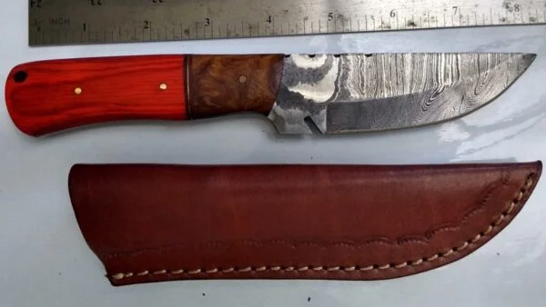 Handmade Damascus Pattern 8″ Fixed-Blade Straight-Back knife, with Belt Sheath[Unused – Pristine Cond.] Custom/Handmade cutlery