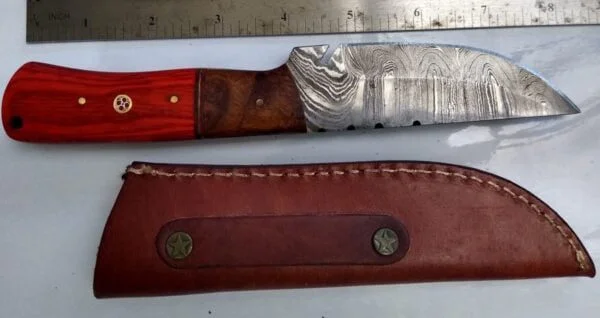 Handmade Damascus Pattern 8″ Fixed-Blade Straight-Back knife, with Belt Sheath[Unused – Pristine Cond.] Custom/Handmade cutlery