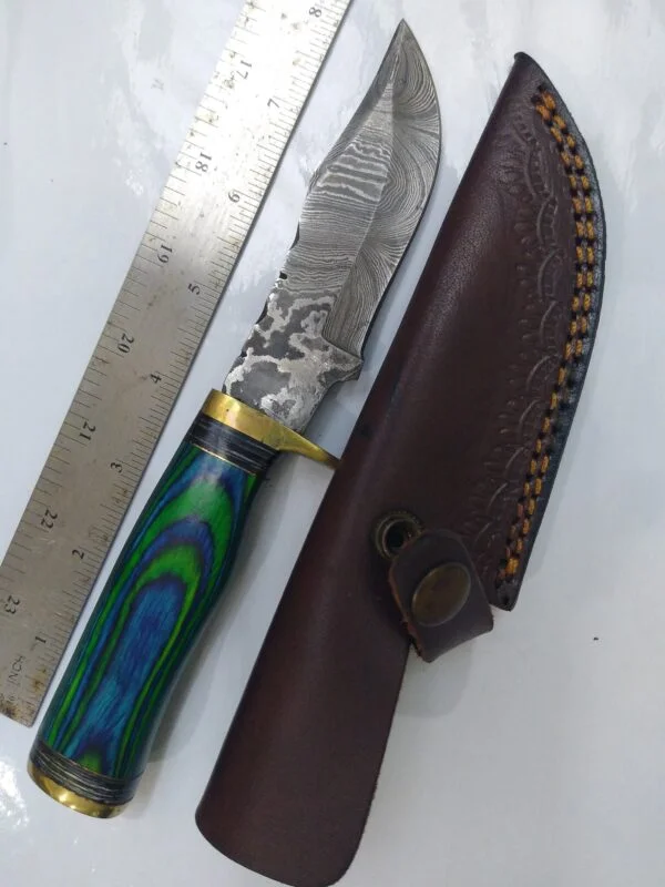 Handmade Damascus Pattern Clip-Point Fixed-Blade Knife with False edge, and Leather Belt Sheath [New – Unused].. Collectible Knives cutlery