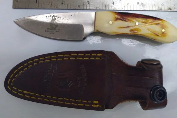 The Bone Collector 6″ Fixed blade Drop-point knife with Leather Belt Sheath [Used – Mint Cond.]. Everyday Carry[EDC] cutlery