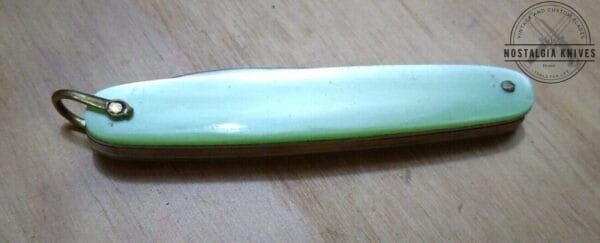 Vintage Single Blade Lark Pocket knife with brass bail – Light Green[Unused – Pristine Cond.] Collectible Knives cutlery
