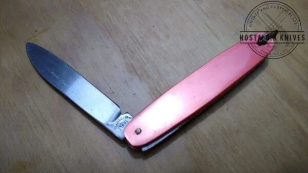 Vintage Single Blade Lark Pocket knife with brass bail – Light Red[Unused – Pristine Cond.] Collectible Knives cutlery