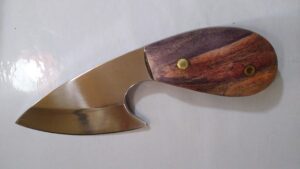 Custom Handmade Fixed-Blade Skinning Knife [New - Unused].