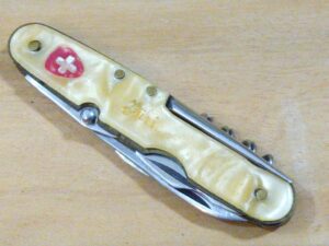 Vintage Wenger Celluloid Cracked Ice Handle Pocket Knife 6 blade multi-tool pocket knife with spike[Used - Pristine Cond.]