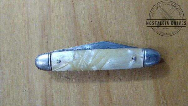 Vintage Imperial 2 blade Pocket Knife w/Pearl Scales[Used – Near Mint Cond.] Collectible Knives cutlery
