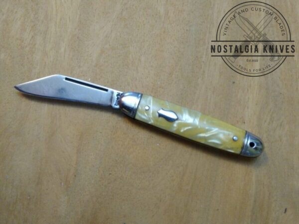 Vintage Imperial USA Small Single Blade Pocket Knife Mother Of Pearl Handle Scales[Used – Near Mint Cond.] Collectible Knives