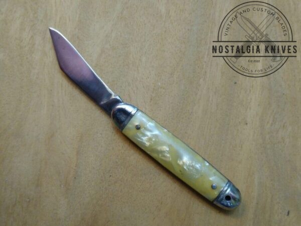 Vintage Imperial USA Small Single Blade Pocket Knife Mother Of Pearl Handle Scales[Used – Near Mint Cond.] Collectible Knives