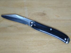 True Nostalgia - 'The Ideal' Vintage Single Blade Slimline Pocket Knife w/ Smooth Black Handle [NOS].