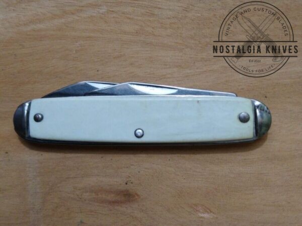 ‘The Ideal’ Vintage 3.5″ Jack Knife w/ White Handles [Used – Near Mint Cond.] Collectible Knives campgear