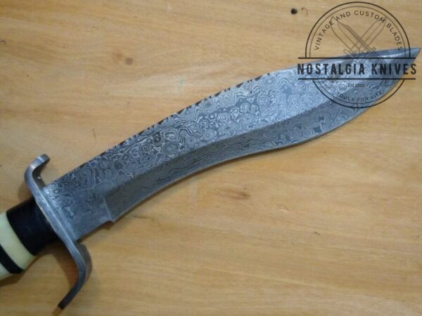Damascus 15″ kukri with Damascus guard and butt cap. Handmade in TX, USA – New Leather Belt Sheath, with that new leather smell.. =] [Unused – Pristine Cond.] Collectible Knives cutlery
