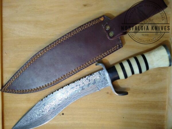 Damascus 15″ kukri with Damascus guard and butt cap. Handmade in TX, USA – New Leather Belt Sheath, with that new leather smell.. =] [Unused – Pristine Cond.] Collectible Knives cutlery