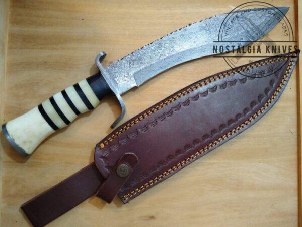 Damascus 15″ kukri with Damascus guard and butt cap. Handmade in TX, USA – New Leather Belt Sheath, with that new leather smell.. =] [Unused – Pristine Cond.] Collectible Knives cutlery