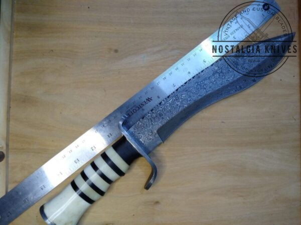 Damascus 15″ kukri with Damascus guard and butt cap. Handmade in TX, USA – New Leather Belt Sheath, with that new leather smell.. =] [Unused – Pristine Cond.] Collectible Knives cutlery
