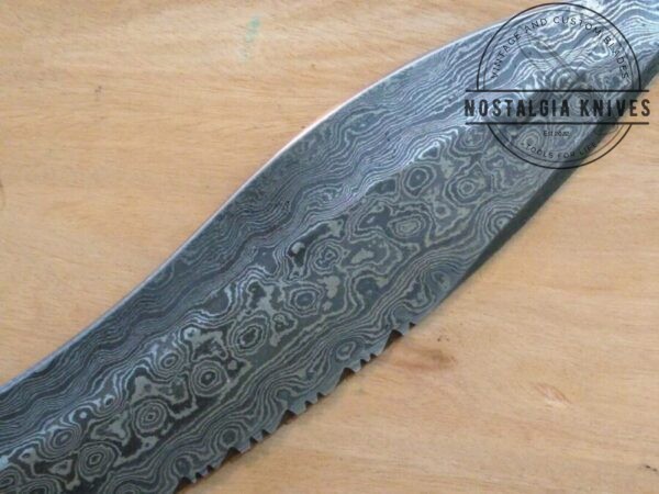 Damascus 15″ kukri with Damascus guard and butt cap. Handmade in TX, USA – New Leather Belt Sheath, with that new leather smell.. =] [Unused – Pristine Cond.] Collectible Knives cutlery