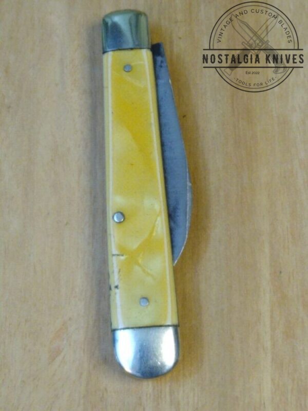 Vintage Comanche 2 Blade pocket knife with Mother Of Pearl Celluloid Scales [Used – Near Mint Cond.] Collectible Knives