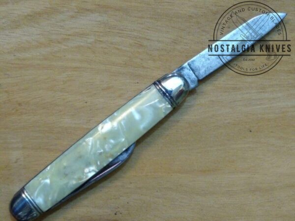 Vintage Folding Imperial RI, USA – 2 Blade Pocket Knife – Tang Stamp Pat # 2170537 P 2284833 with Cracked-Ice Scales [Used – Mint Cond.] Collectible Knives