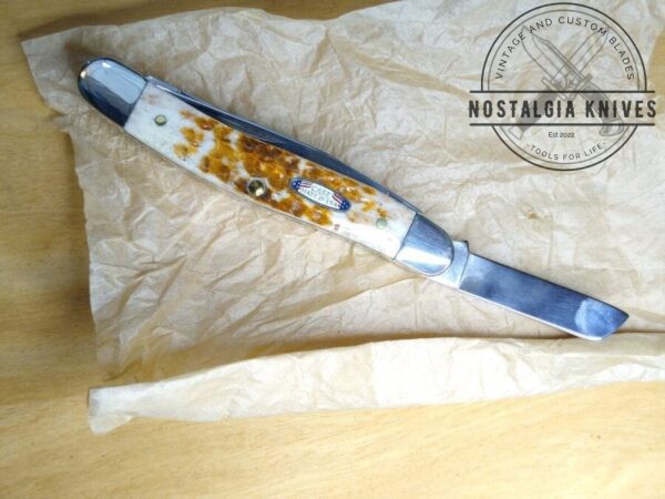 Case XX USA – Medium Stockman Knife Amber Bone w/ Patriotic Flag Badge 6318SS  [NIB – Pristine Mint Cond.] Case XX™