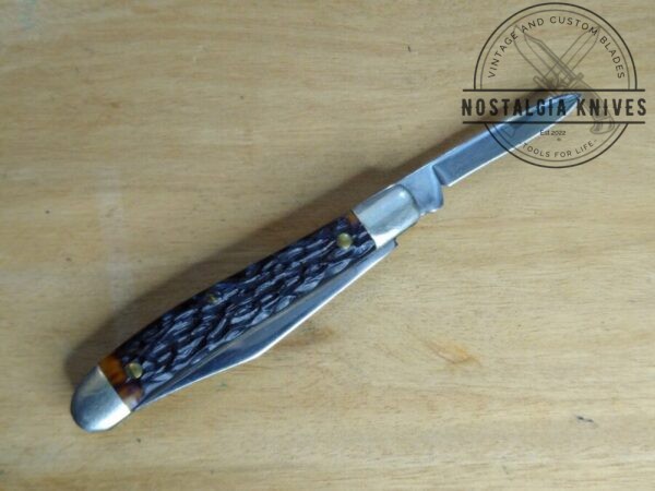 Vintage Kutmaster Utica, NY, Medium 2 Blade Jack-knife with Jigged Delrin Scales, Brass Liners and Pins [Unused – Pristine Cond.] Collectible Knives