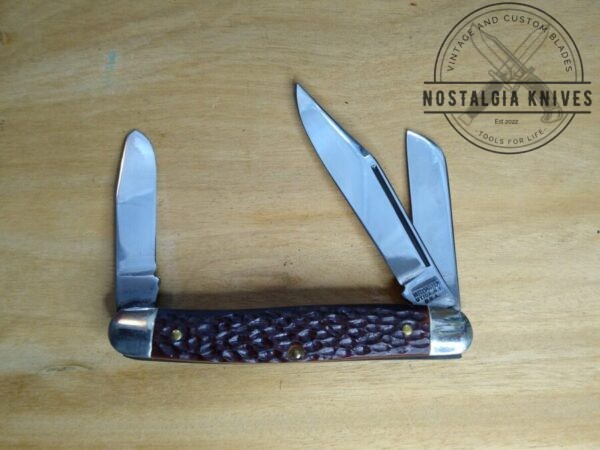Vintage Kutmaster – Utica, NY Large 3 Blade Stockman with Jigged Bone Scales, Brass Liners and Pins [Unused – Pristine Mint Cond.] Collectible Knives