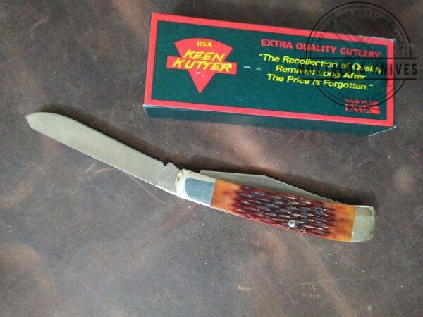 Vintage Keen Kutter Large 7.5″ Trapper with Jigged Bone Handle USA 92 Folding Pocket Knife In Original Packaging [Unused/NIB – Pristine Mint Cond.] Collectible Knives