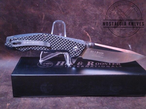 Hen & Rooster HRI-300B Tasmanian – Contoured G10/Carbon Fiber Handle – Ball Bearing Liner-lock, and Reversible Belt Clip[Unused/NIB] Everyday Carry[EDC] boker