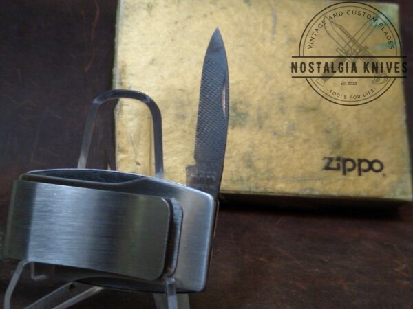 Vintage Zippo (Made by Case Knives)Money Clip Knife and Tape Measure in original packaging. Etched ‘Fordway’ – Ford Gum & Machine Gumball Machine Co. Promo Set in Original Box [Unused – Pristine Cond.] Case XX™ boker