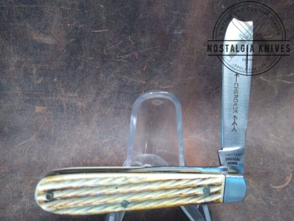 Cherokee ‘Wild Bear’ 2 blade Razor pocket knife – Surgical Steel Blades[Unused – Pristine Mint Cond.] Cherokee boker