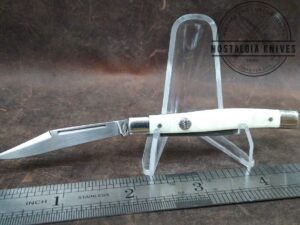 Vintage Imperial Frontier 2 blade Jack Knife w/White Cracked Ice Handle[Unused - Pristine Mint Cond.]