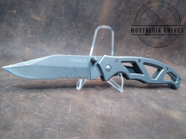 Gerber Paraframe 4660420A1 EDC Folding Pocket Knife with Belt Clip, 3″ Blade w/ Half Serrated Edge and Safety Frame Lock, Stainless Steel [Used – Excellent Cond.] Everyday Carry[EDC] cutlery